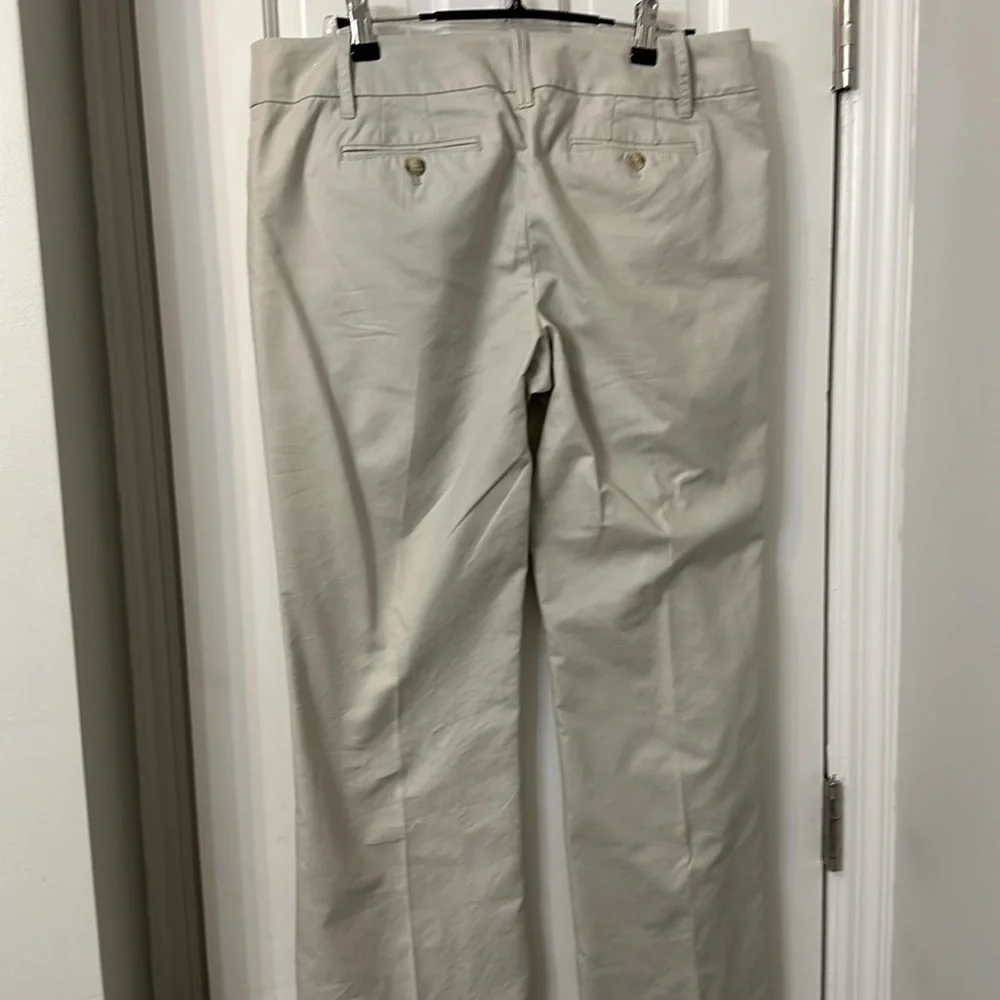 Loft light khaki pant Marissa cut 10P excellent condition
